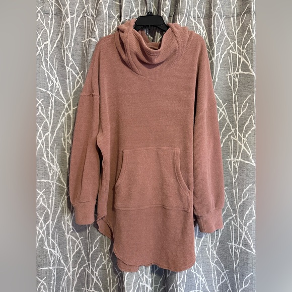 FP Beach Tops - FP Beach Mauve Oversized Hooded Sweatshirt size Large